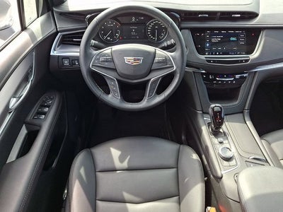 2025 Cadillac XT5 Luxury