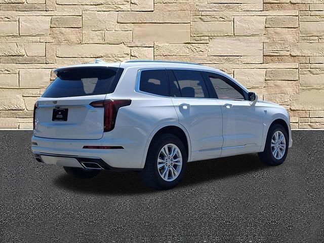 2025 Cadillac XT6 Luxury