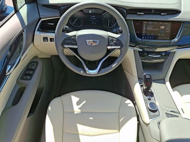 2025 Cadillac XT6 Premium Luxury