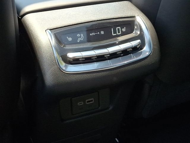 2025 Cadillac XT6 Sport