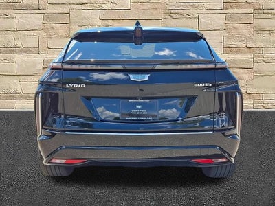 2024 Cadillac LYRIQ Luxury 2