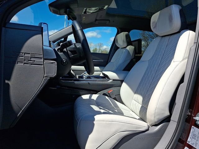 2026 Cadillac ESCALADE IQL Sport