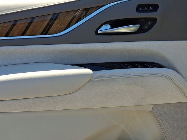 2022 Cadillac Escalade Premium Luxury Platinum