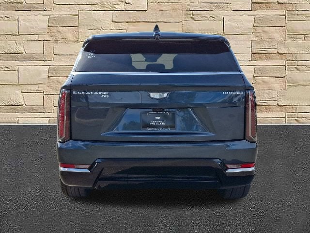 2026 Cadillac ESCALADE IQ Luxury