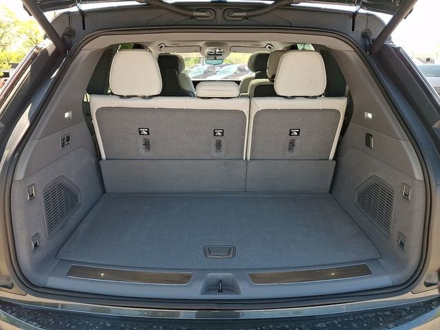 2026 Cadillac ESCALADE IQ Luxury
