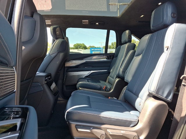 2026 Cadillac ESCALADE IQ Premium Sport