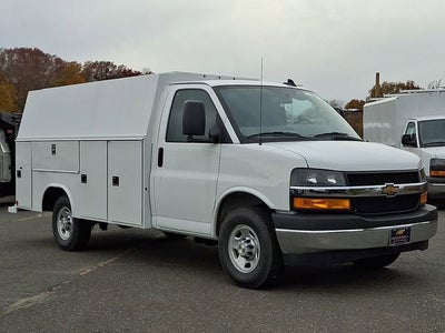 2025 Chevrolet Express Cutaway 3500 1WT