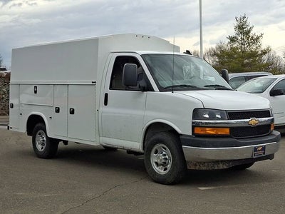 2026 Chevrolet Express Cutaway 3500 1WT
