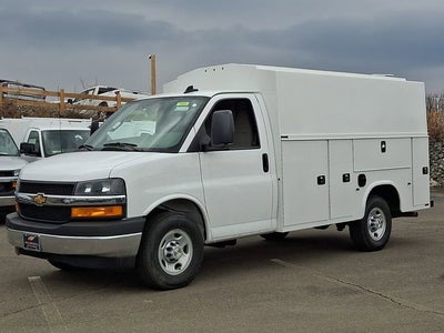 2026 Chevrolet Express Cutaway 3500 1WT