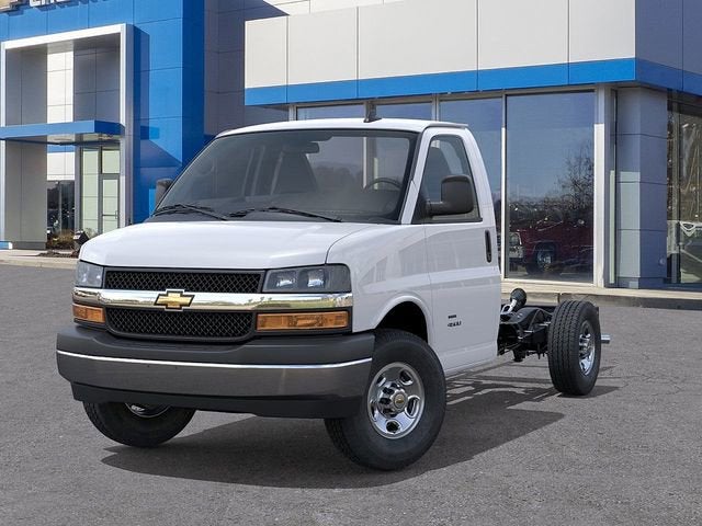 2026 Chevrolet Express Cutaway 3500 1WT