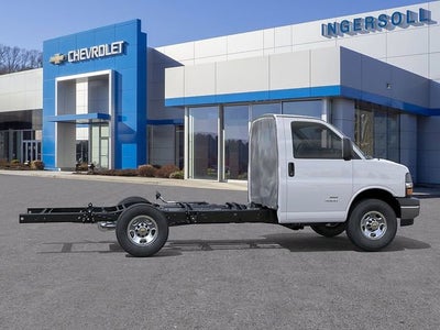 2026 Chevrolet Express Cutaway 3500 1WT