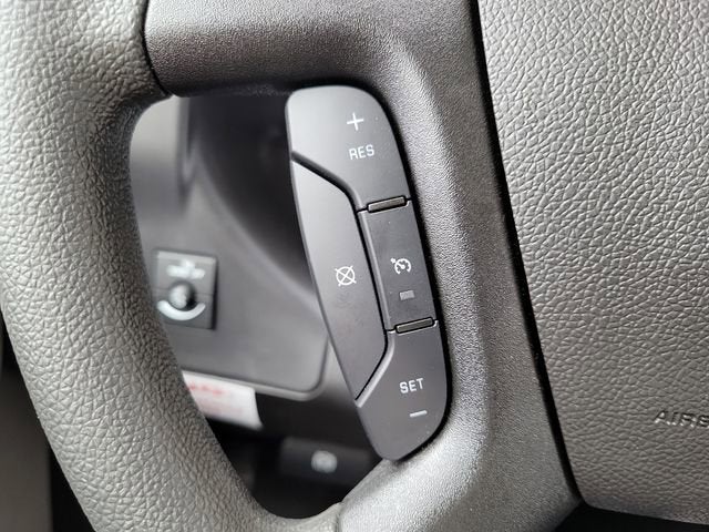 2024 Chevrolet Express Cutaway 3500 1WT