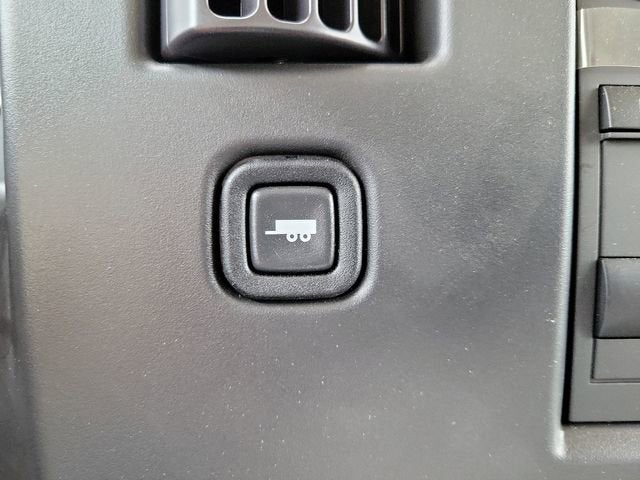 2024 Chevrolet Express Cutaway 3500 1WT