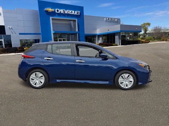 2025 Nissan LEAF S