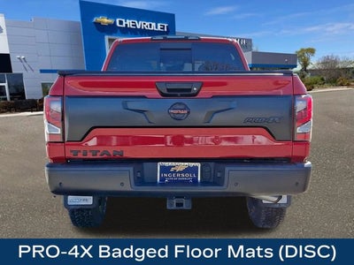 2021 Nissan TITAN Crew Cab PRO-4X 4x4