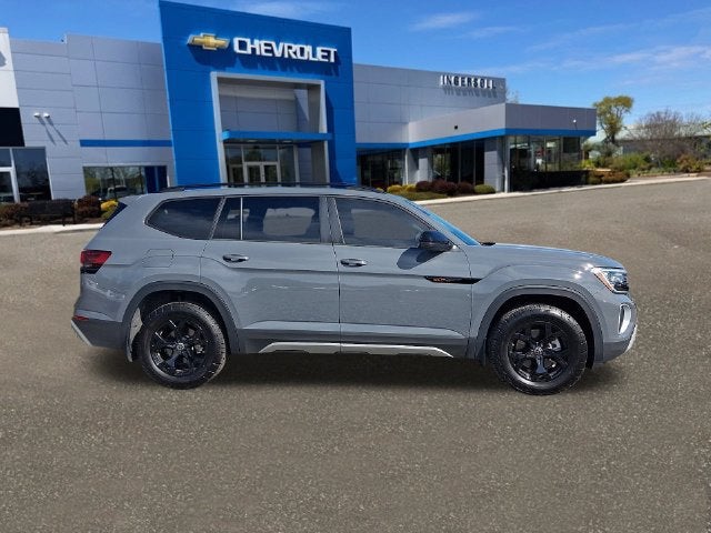 2026 Volkswagen Atlas Peak Edition