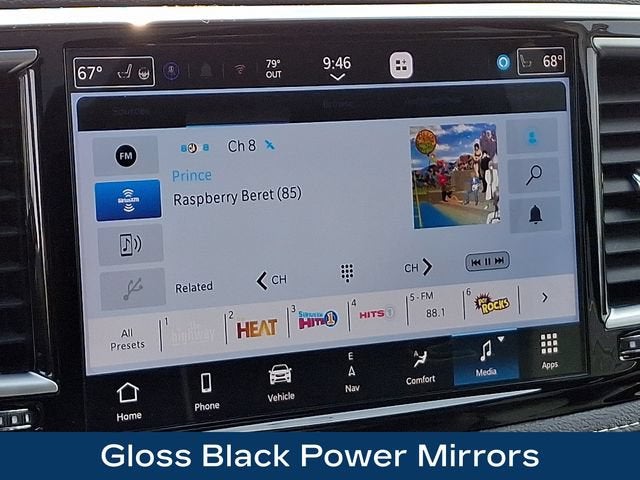 2025 Chrysler Pacifica Hybrid Premiuim S Appearance Package