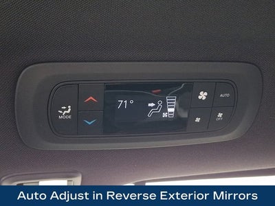 2025 Chrysler Pacifica Hybrid Premiuim S Appearance Package