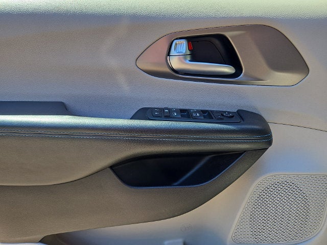 2021 Chrysler Pacifica Touring AWD