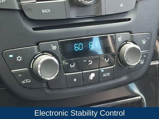 2012 Buick Regal Premium 2