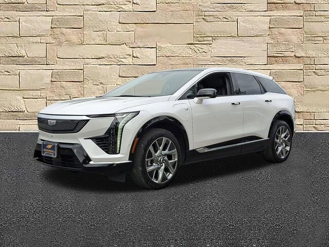 2025 Cadillac Optiq Luxury 2 AWD's photo