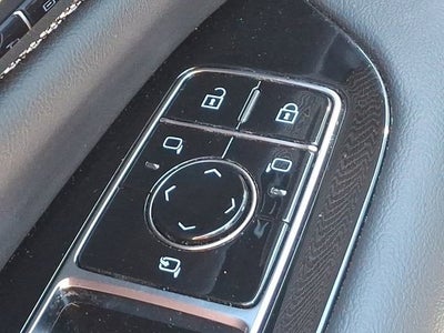 2025 Cadillac OPTIQ Sport 2