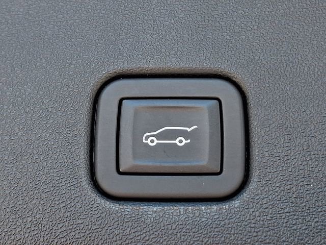 2025 Cadillac OPTIQ Sport 2