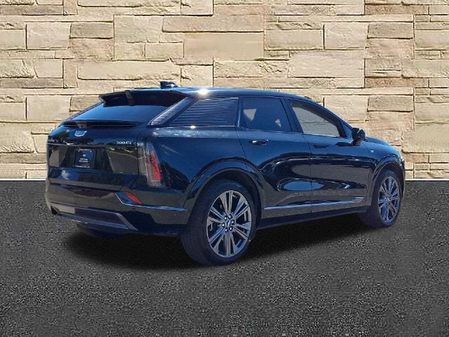 2025 Cadillac OPTIQ Sport 2