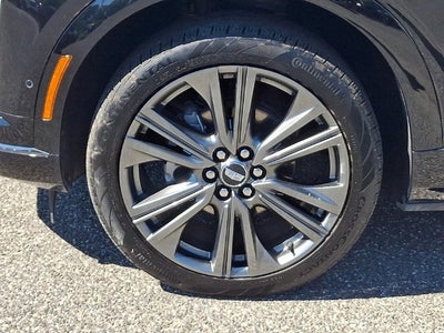 2025 Cadillac OPTIQ Sport 2