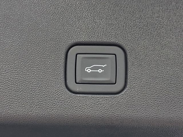 2025 Cadillac OPTIQ Sport 2