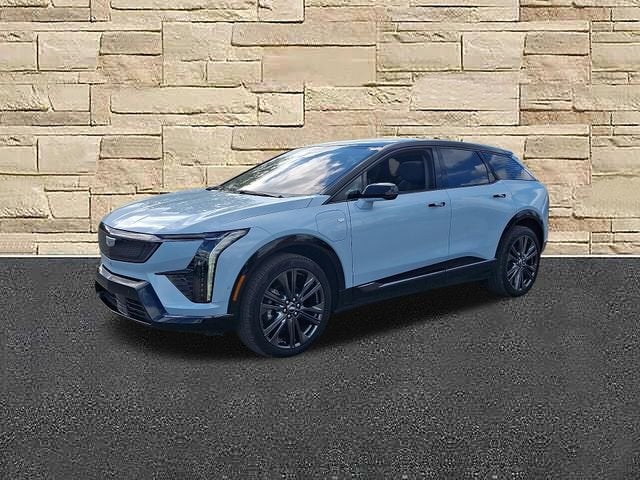 2025 Cadillac OPTIQ Sport 2
