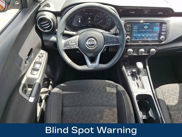 2024 Nissan Kicks SV Xtronic CVT
