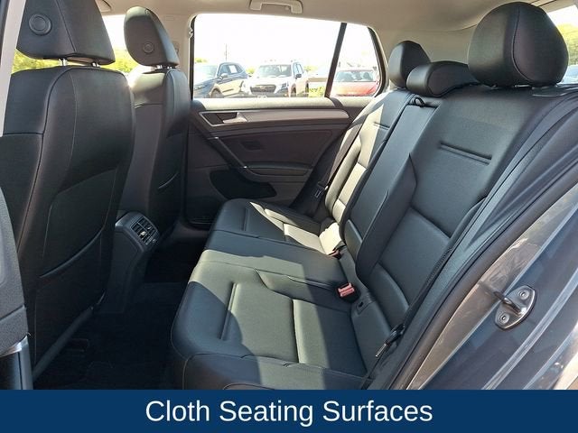 2017 Volkswagen Golf TSI Wolfsburg Edition 4-Door