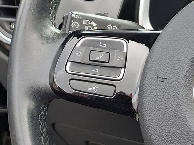 2013 Volkswagen Beetle Convertible 2.5L