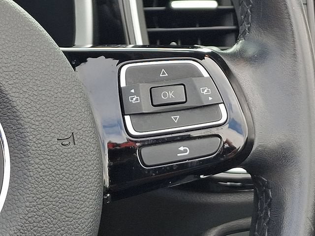 2013 Volkswagen Beetle Convertible 2.5L