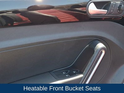 2013 Volkswagen Beetle Convertible 2.0T