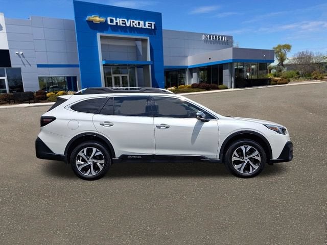 2022 Subaru Outback Touring XT