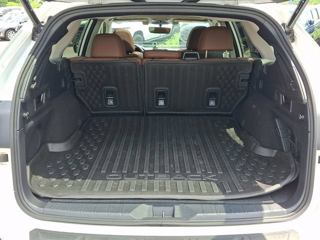 2022 Subaru Outback Touring XT