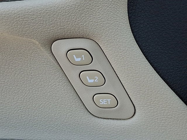 2018 Toyota Avalon XLE