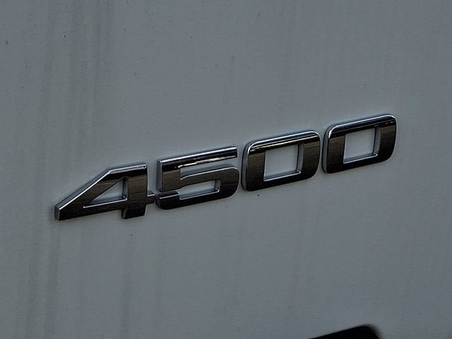 2024 Chevrolet Low Cab Forward 4500 HG Base