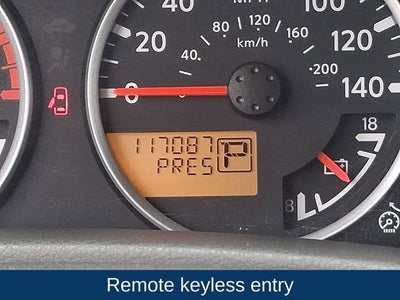 2011 Nissan Pathfinder SV