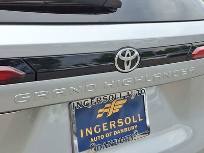 2025 Toyota Grand Highlander XLE