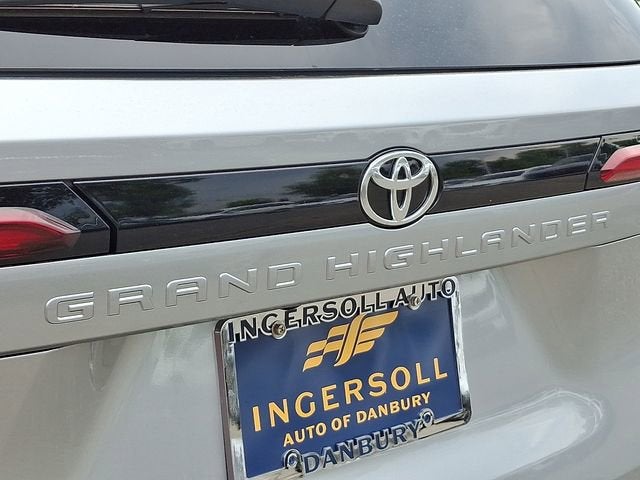 2025 Toyota Grand Highlander XLE