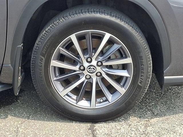 2023 Toyota Highlander Hybrid LE