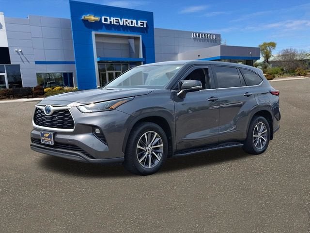 2023 Toyota Highlander Hybrid LE