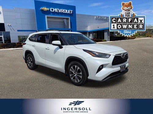 2022 Toyota Highlander XLE