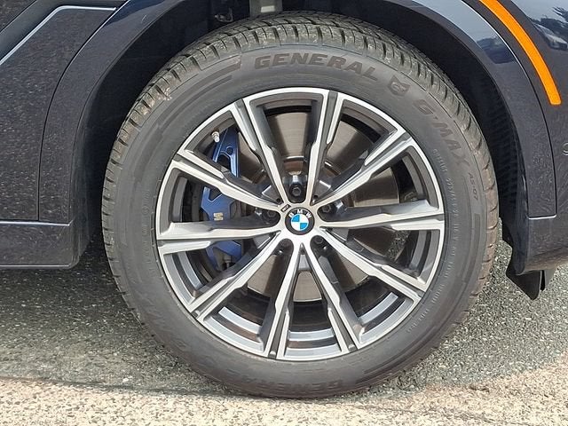2022 BMW X6 M50i