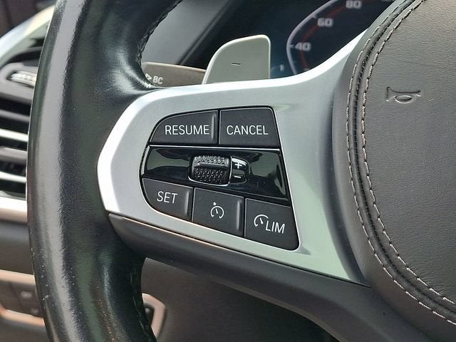 2022 BMW X6 M50i