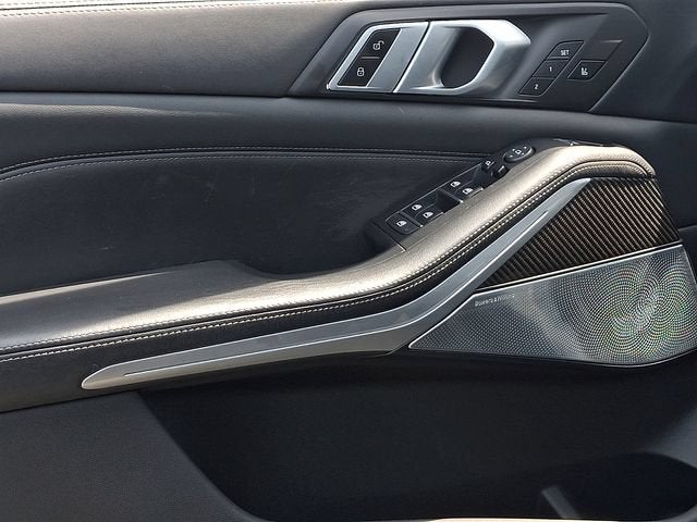 2021 BMW X5 M50i