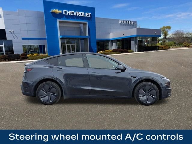 2026 Tesla Model Y Premium